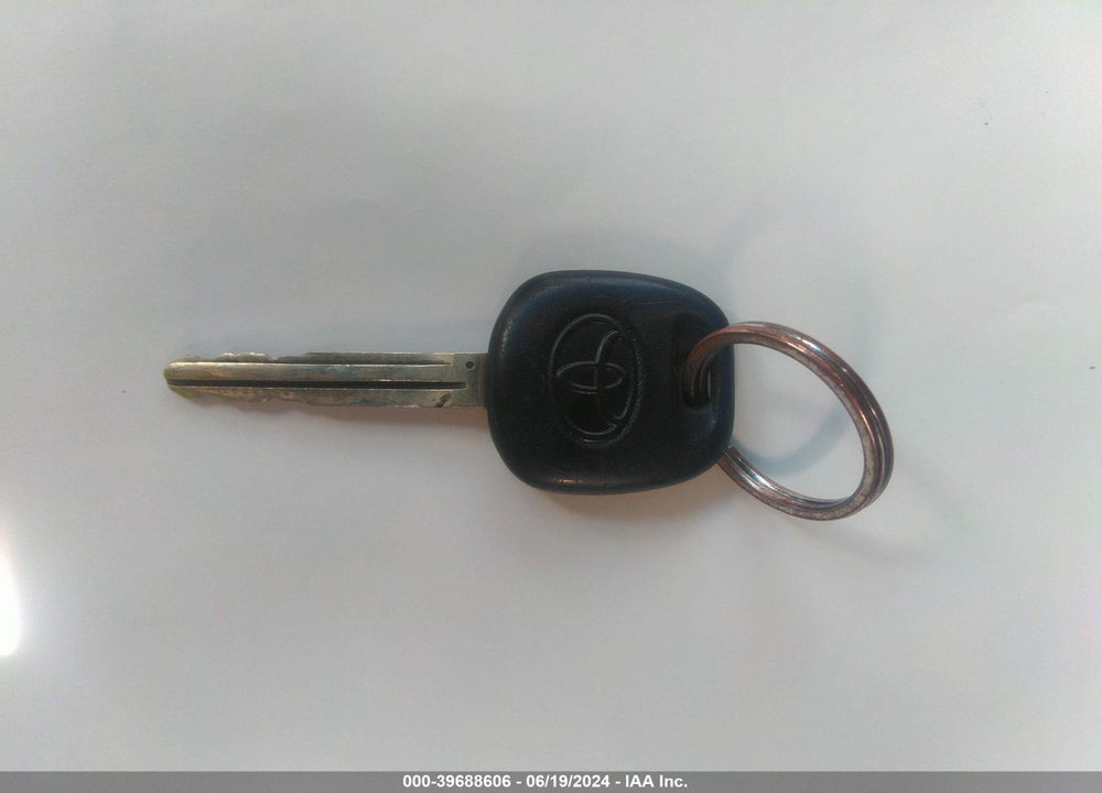 2007 TOYOTA SIENNA XLE VIN: 5TDBK22C77S005354