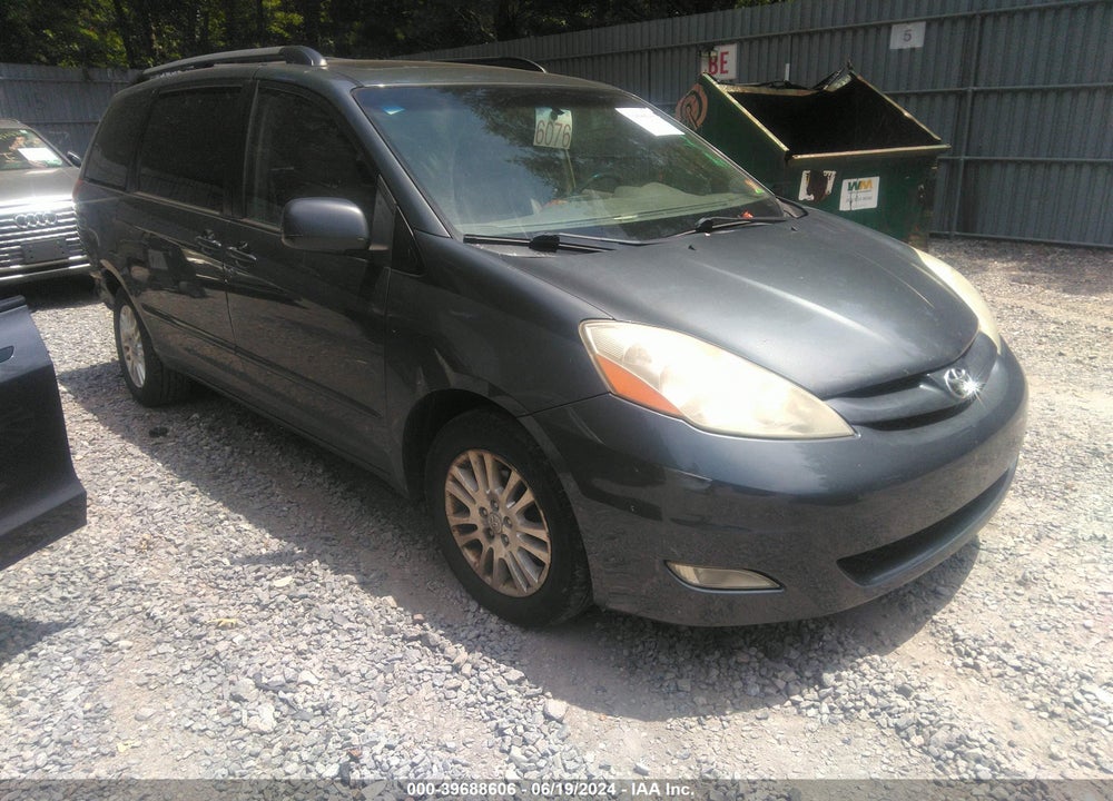 2007 TOYOTA SIENNA XLE VIN: 5TDBK22C77S005354