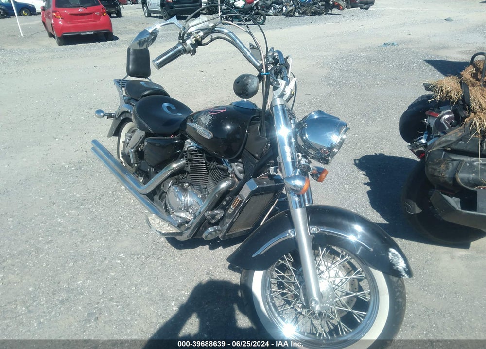 1999 HONDA VT1100 C3 VIN: 1HFSC3904XA100651
