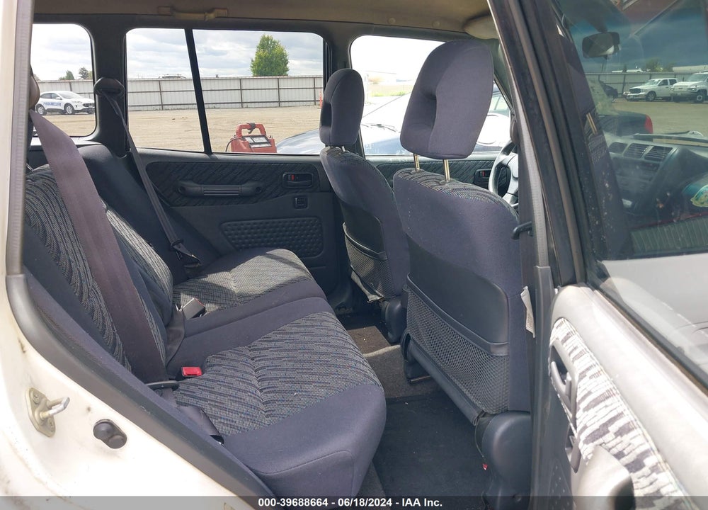 2000 TOYOTA RAV4 VIN: JT3HP10V7Y7158164
