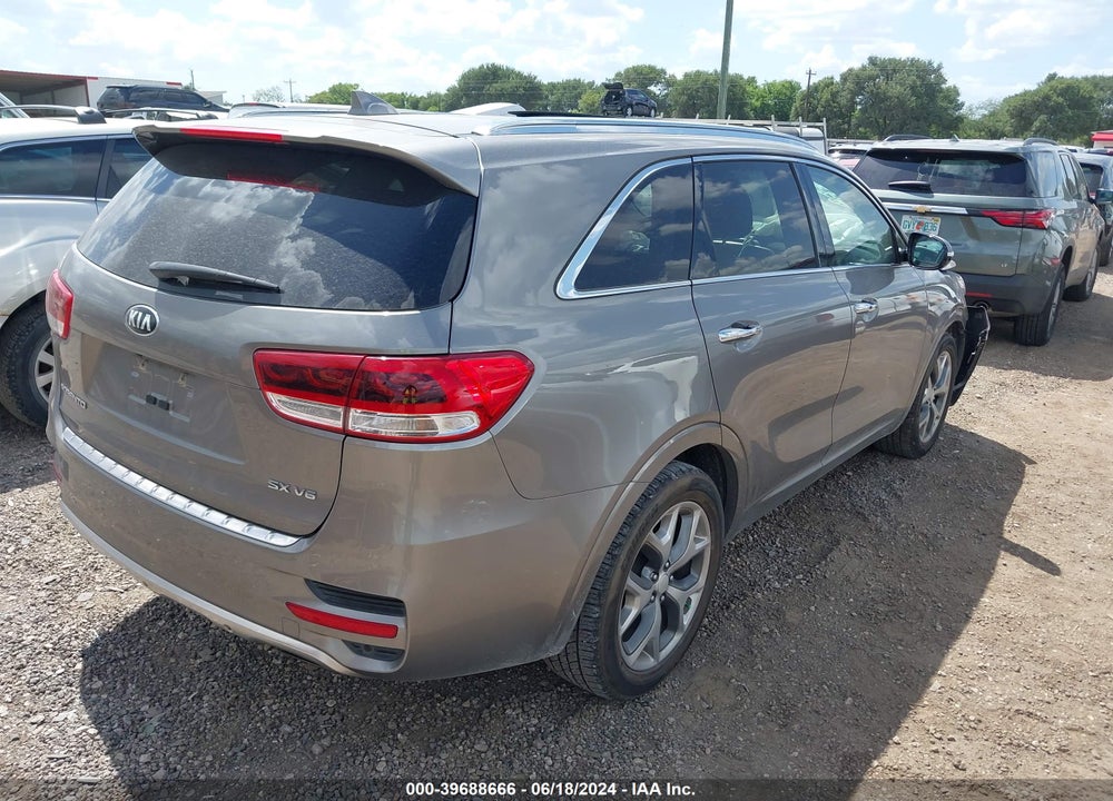 2016 KIA SORENTO 3.3L SX VIN: 5XYPK4A59GG004904