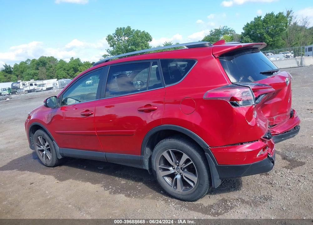 2017 TOYOTA RAV4 XLE VIN: JTMRFREV9HJ135210