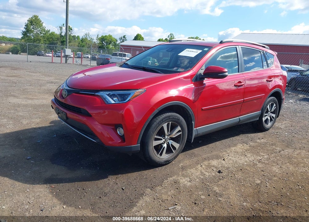 2017 TOYOTA RAV4 XLE VIN: JTMRFREV9HJ135210