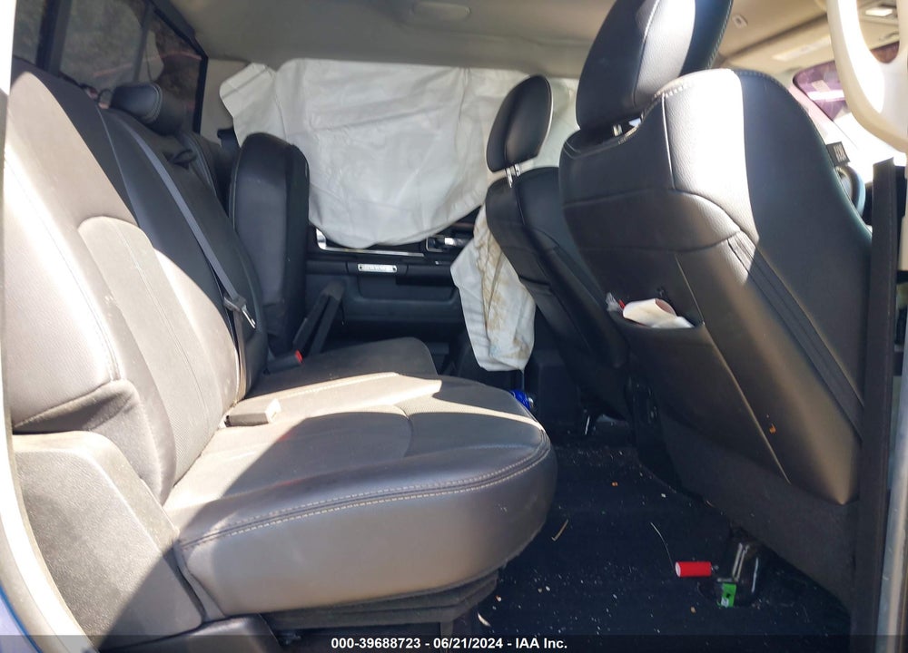 2018 RAM 2500 LAIE  4X4 8' BOX VIN: 3C6UR5KL1JG109275