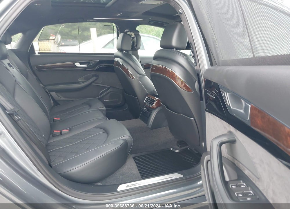 2016 AUDI A8 L 4.0T SPORT VIN: WAU43AFD6GN020496