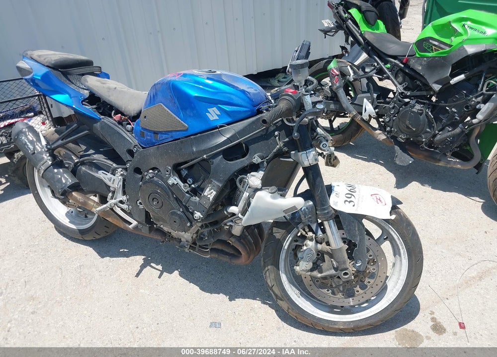 2014 SUZUKI GSX-R600 VIN: JS1GN7FA0E2101053