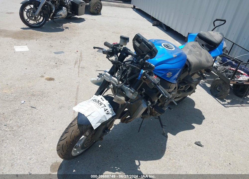 2014 SUZUKI GSX-R600 VIN: JS1GN7FA0E2101053
