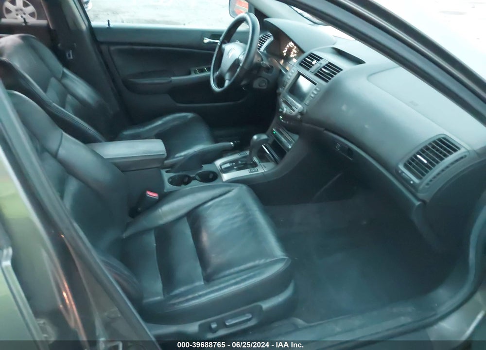 2006 HONDA ACCORD 3.0 EX VIN: 1HGCM66866A056692