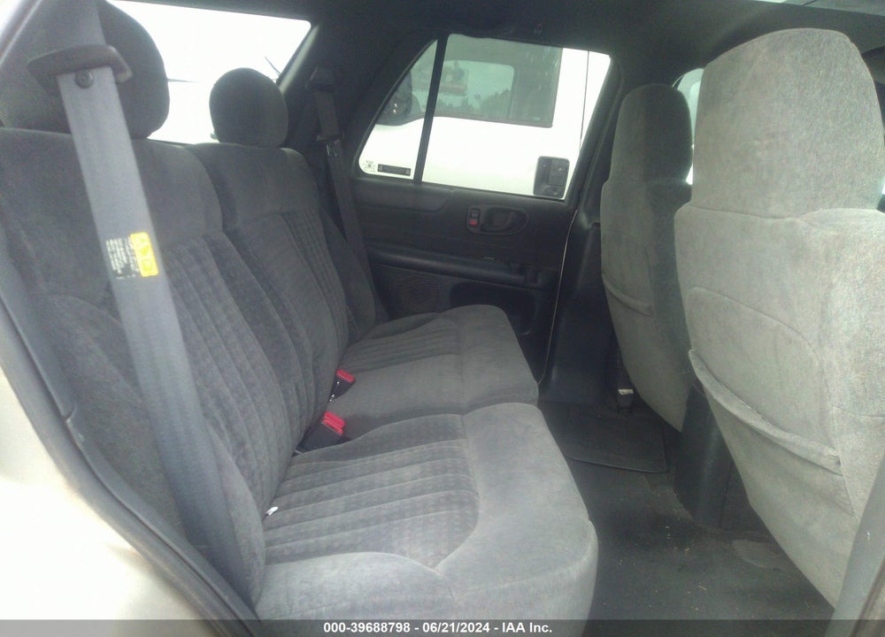 2002 CHEVROLET BLAZER LS VIN: 1GNCS13W12K196980