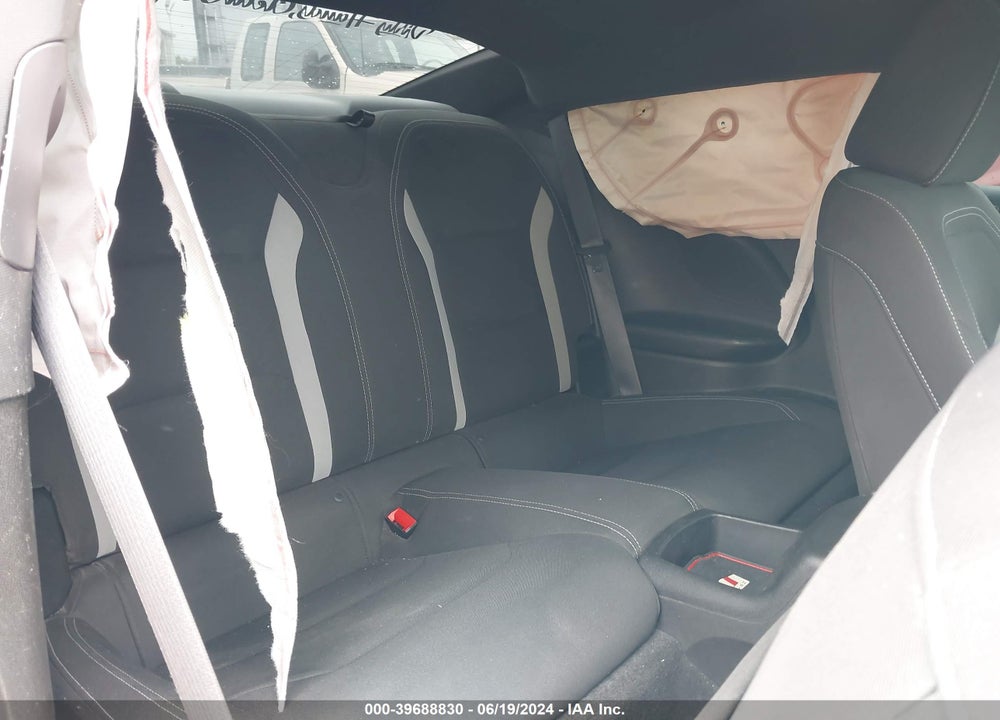 2018 CHEVROLET CAMARO 1LT VIN: 1G1FB1RS3J0179921