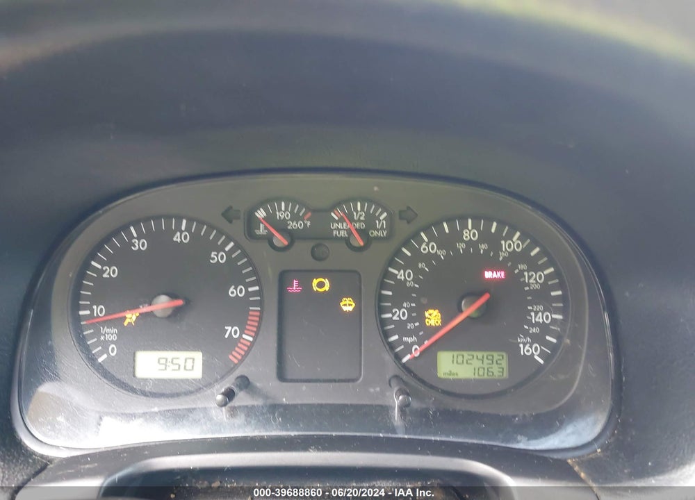 2000 VOLKSWAGEN GOLF GL VIN: WVWBC21J9YW502808