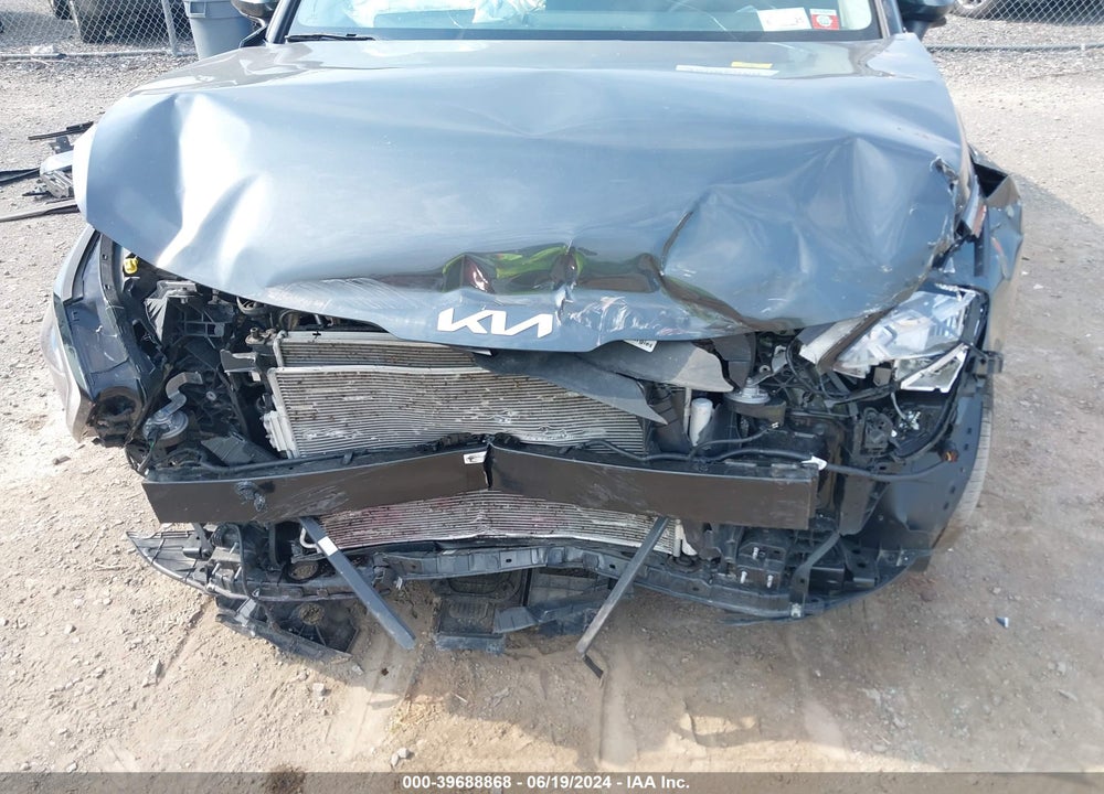 2023 KIA SPORTAGE LX VIN: KNDPUCAF7P7135176
