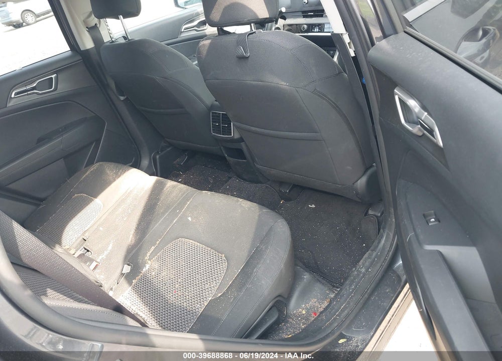 2023 KIA SPORTAGE LX VIN: KNDPUCAF7P7135176