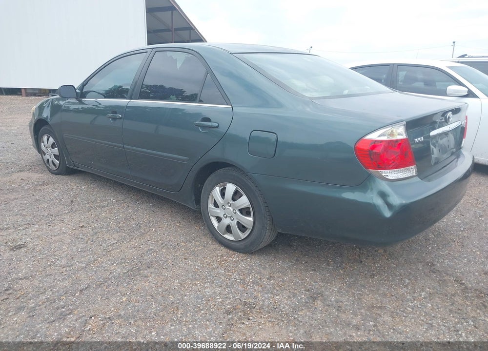 2005 TOYOTA CAMRY LE VIN: 4T1BE32K15U420923