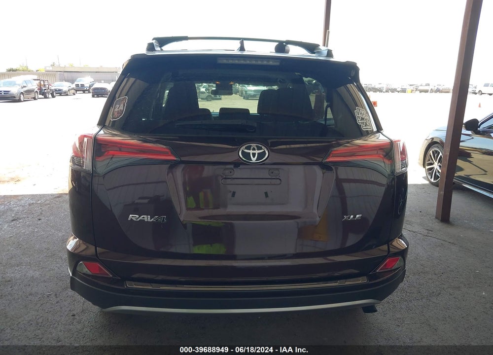 2017 TOYOTA RAV4 XLE VIN: 2T3WFREV4HW400491