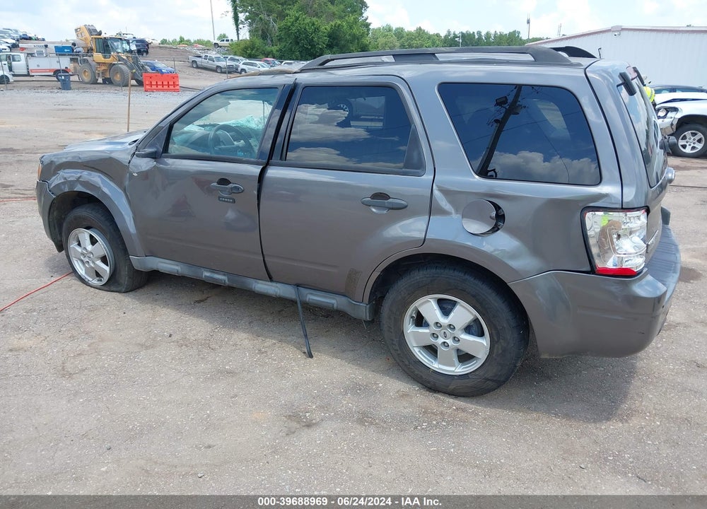 2010 FORD ESCAPE XLT VIN: 1FMCU0D79AKB29123