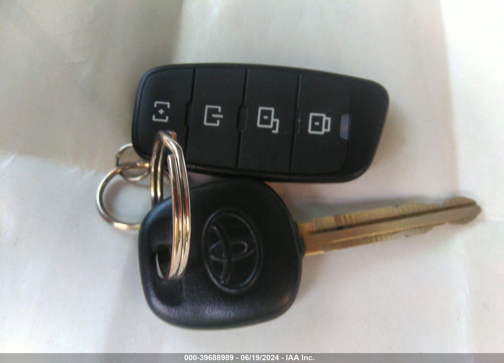 2012 TOYOTA TUNDRA GRADE 5.7L V8 VIN: 5TFEY5F17CX132986
