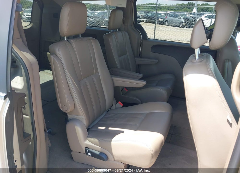 2014 CHRYSLER TOWN & COUNTRY TOURING VIN: 2C4RC1BG8ER438437