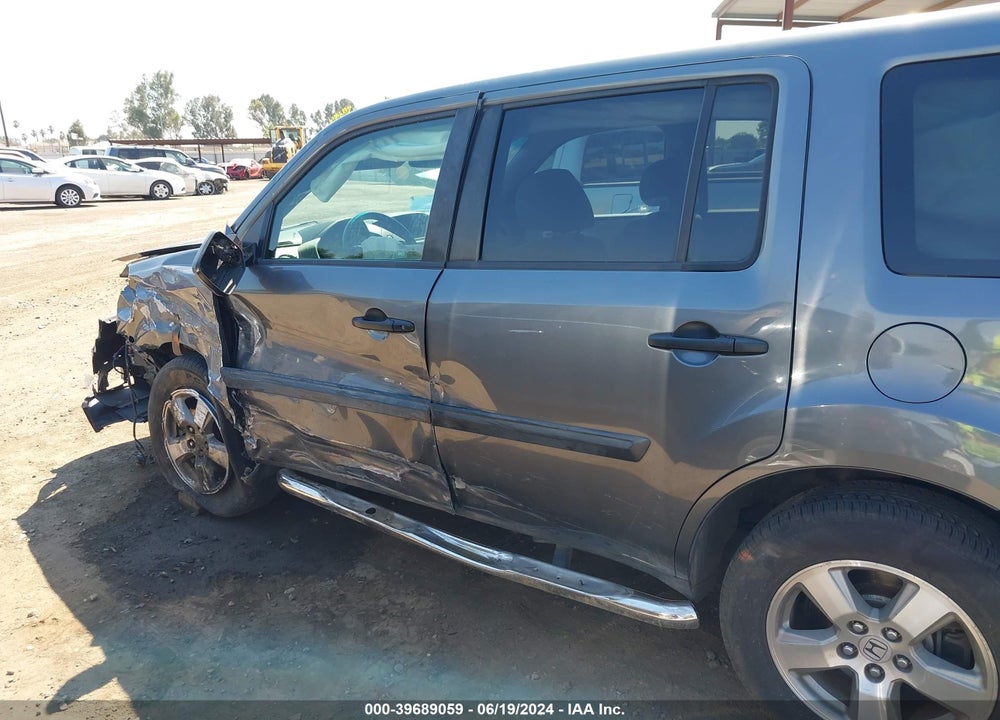 2012 HONDA PILOT LX VIN: 5FNYF3H22CB029708