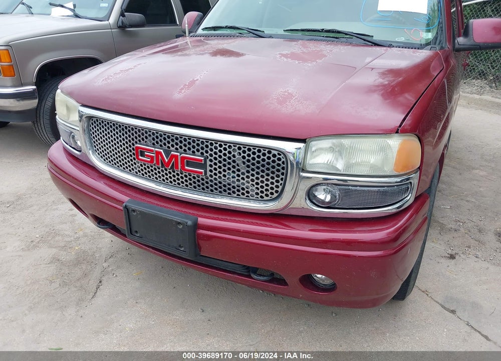 2005 GMC YUKON DENALI VIN: 1GKEK63U15J104424