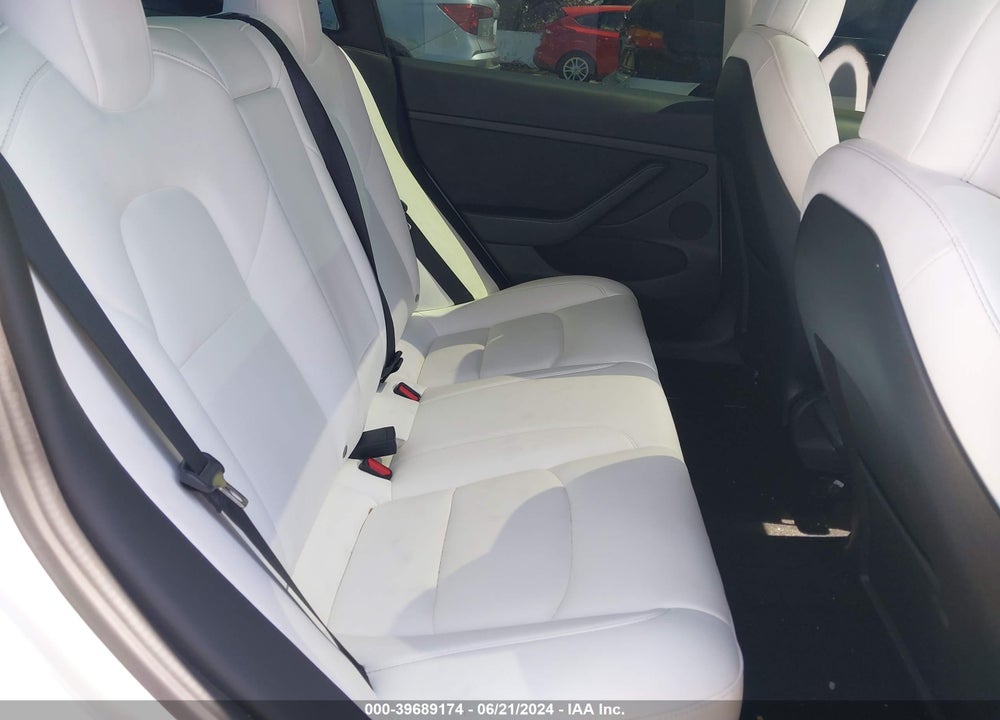 2022 TESLA MODEL 3 REAR-WHEEL DRIVE VIN: 5YJ3E1EA8NF135032