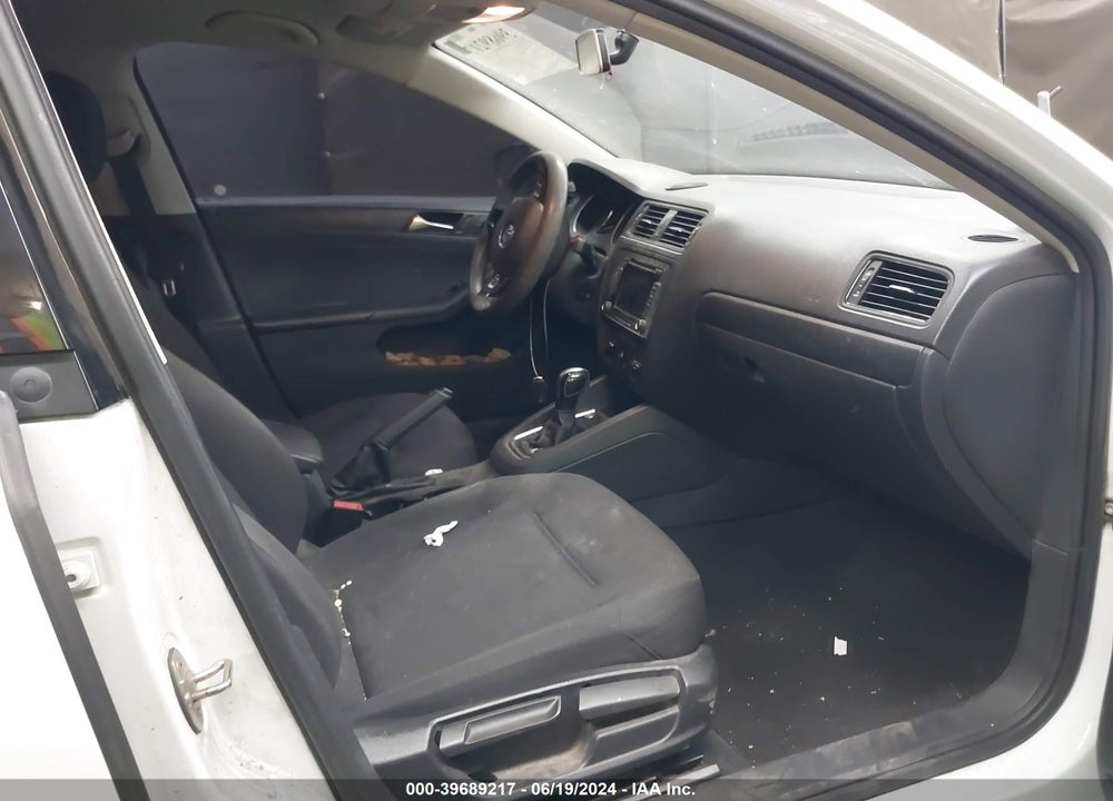 2015 VOLKSWAGEN JETTA 2.0L S VIN: 3VW2K7AJXFM287210