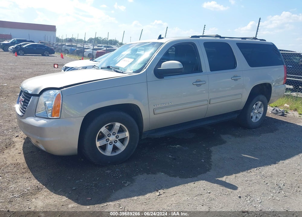 2014 GMC YUKON XL 1500 SLE VIN: 1GKS1HE0XER103656