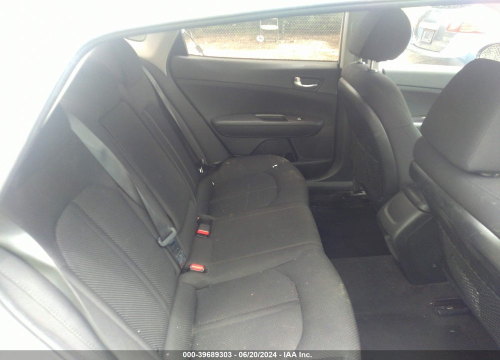2019 KIA OPTIMA LX VIN: 5XXGT4L34KG288500