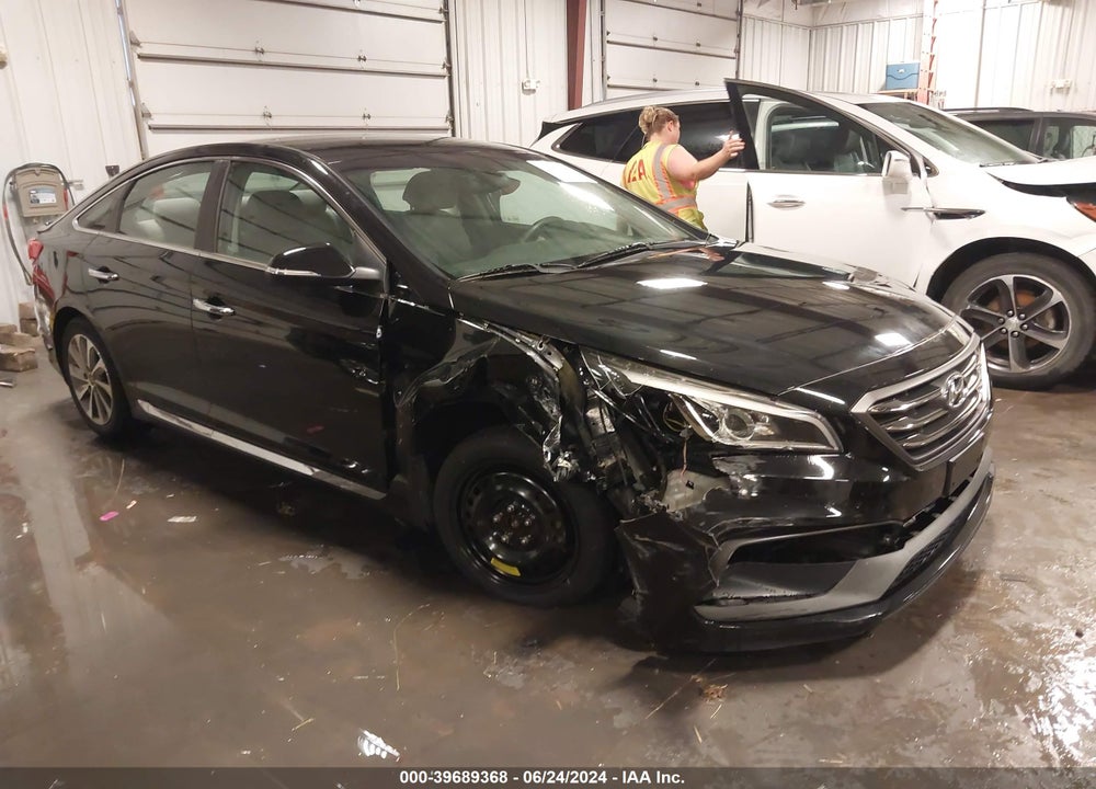2016 HYUNDAI SONATA SPORT VIN: 5NPE34AF9GH308935