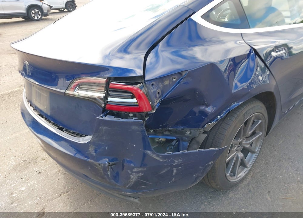 2018 TESLA MODEL 3 LONG RANGE/PERFORMANCE VIN: 5YJ3E1EB1JF114915