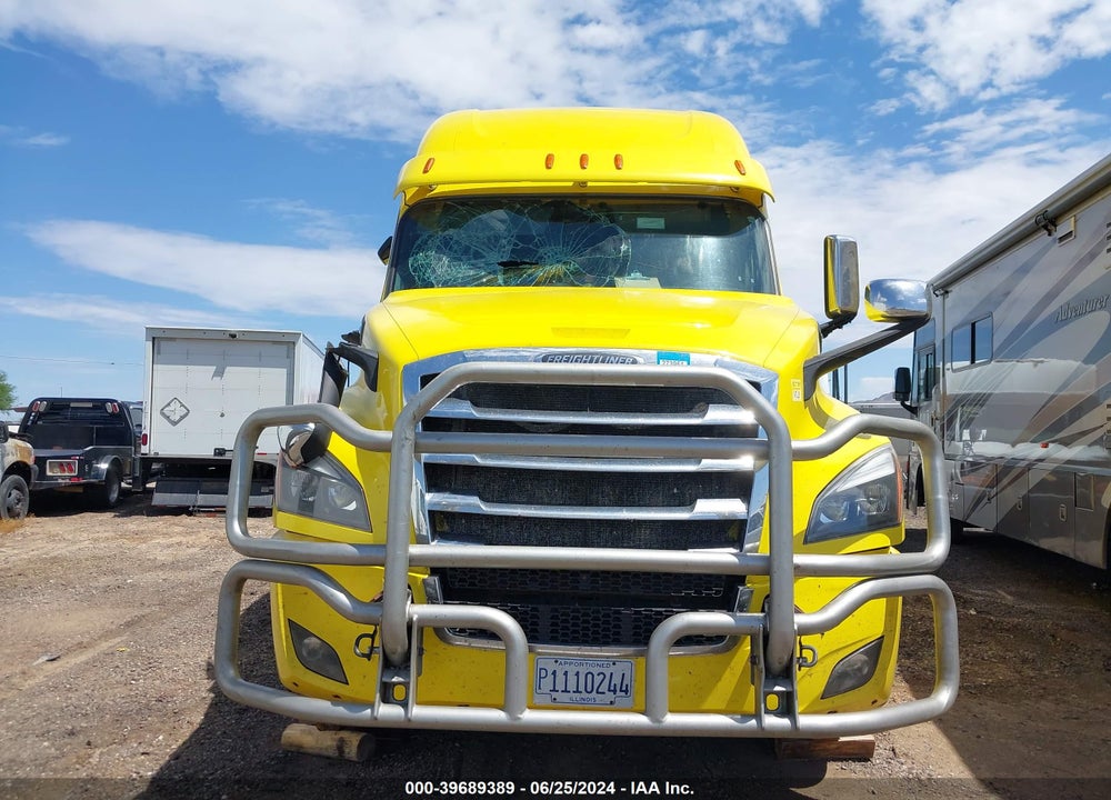 2019 FREIGHTLINER NEW CASCADIA 126 VIN: 3AKJHHDR4KSKP7494