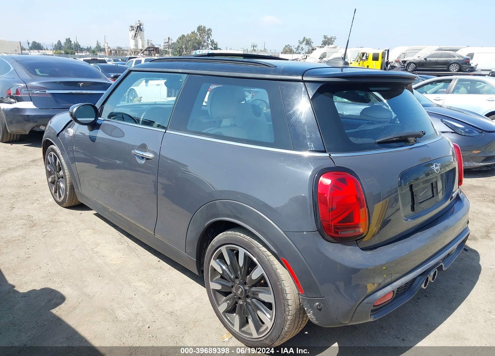 2021 MINI HARDTOP COOPER S VIN: WMWXR5C02M2P19139