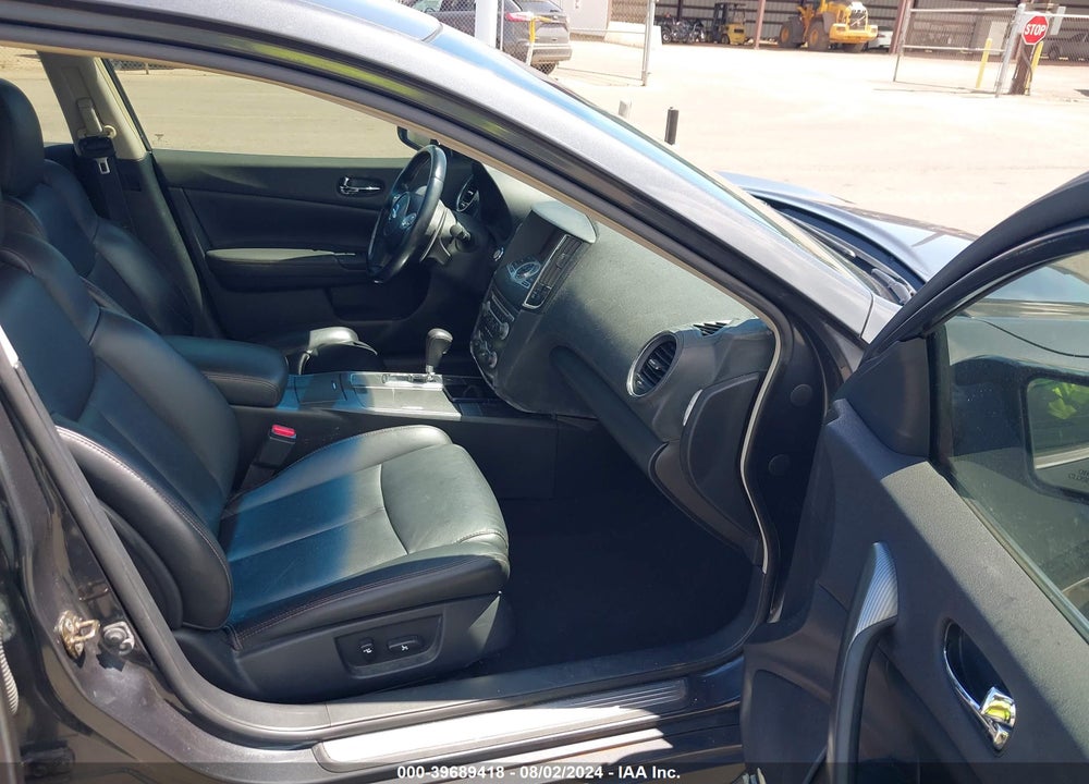 2010 NISSAN MAXIMA 3.5 SV VIN: 1N4AA5AP0AC811135