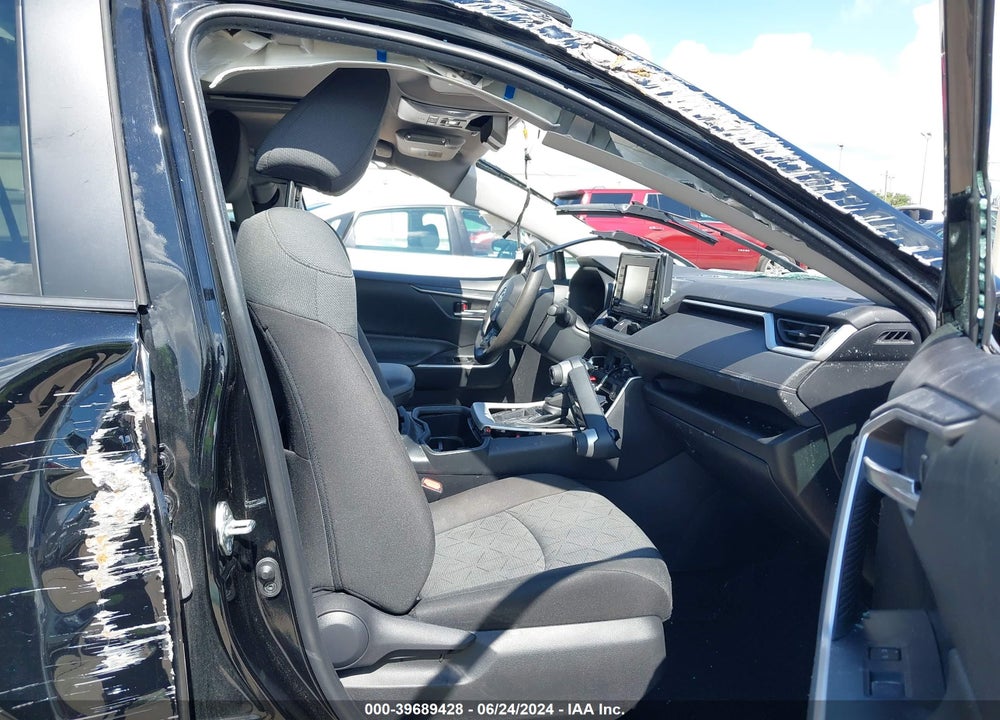 2022 TOYOTA RAV4 XLE VIN: 2T3W1RFV8NW201856