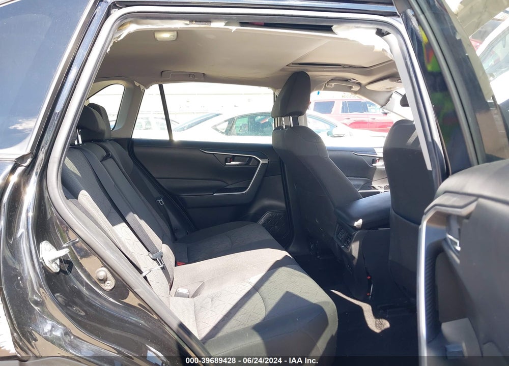 2022 TOYOTA RAV4 XLE VIN: 2T3W1RFV8NW201856