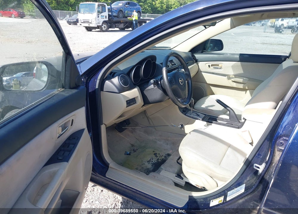 2009 MAZDA 3 I VIN: JM1BK32FX91209372