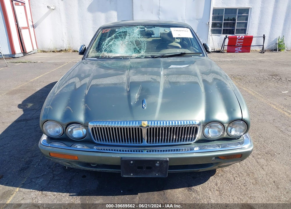 1995 JAGUAR VANDENPLAS VIN: SAJKX1748SC724038