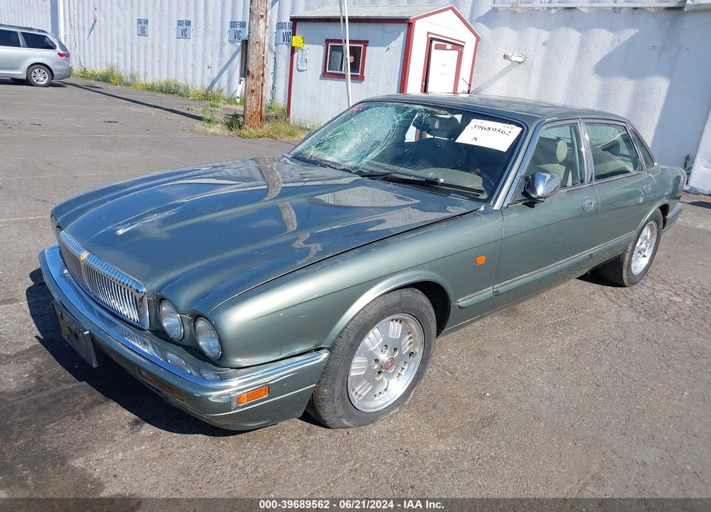 1995 JAGUAR VANDENPLAS VIN: SAJKX1748SC724038