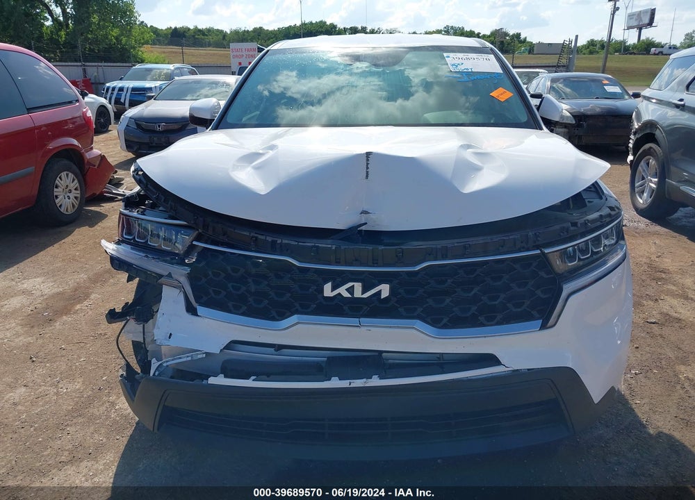2022 KIA SORENTO LX VIN: 5XYRG4LC2NG086798