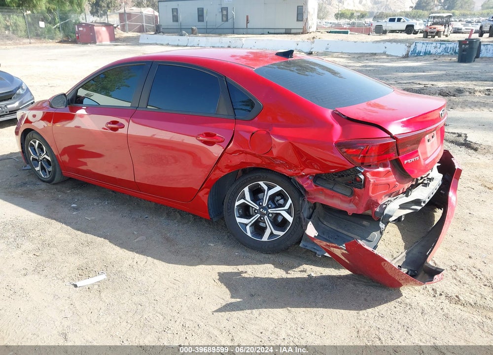 2021 KIA FORTE LXS VIN: 3KPF24AD8ME324453