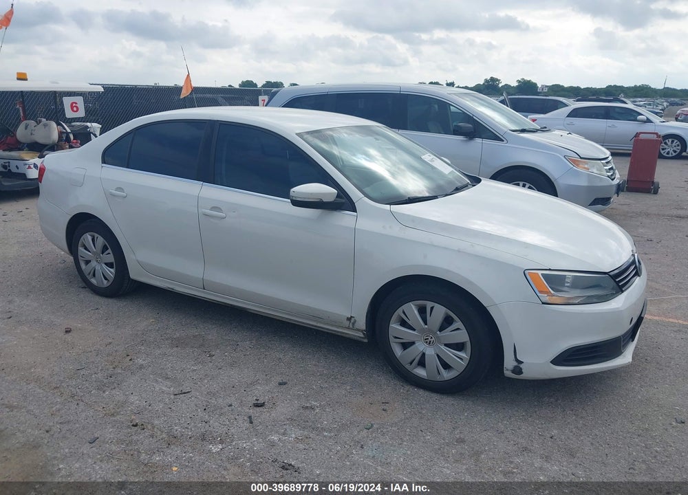 2013 VOLKSWAGEN JETTA 2.5L SE VIN: 3VWDP7AJ2DM244116