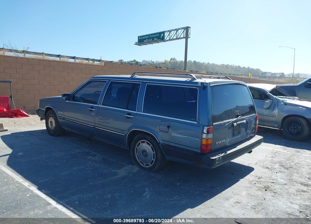 1987 VOLVO 760 GLE VIN: YV1GX875XH1009850