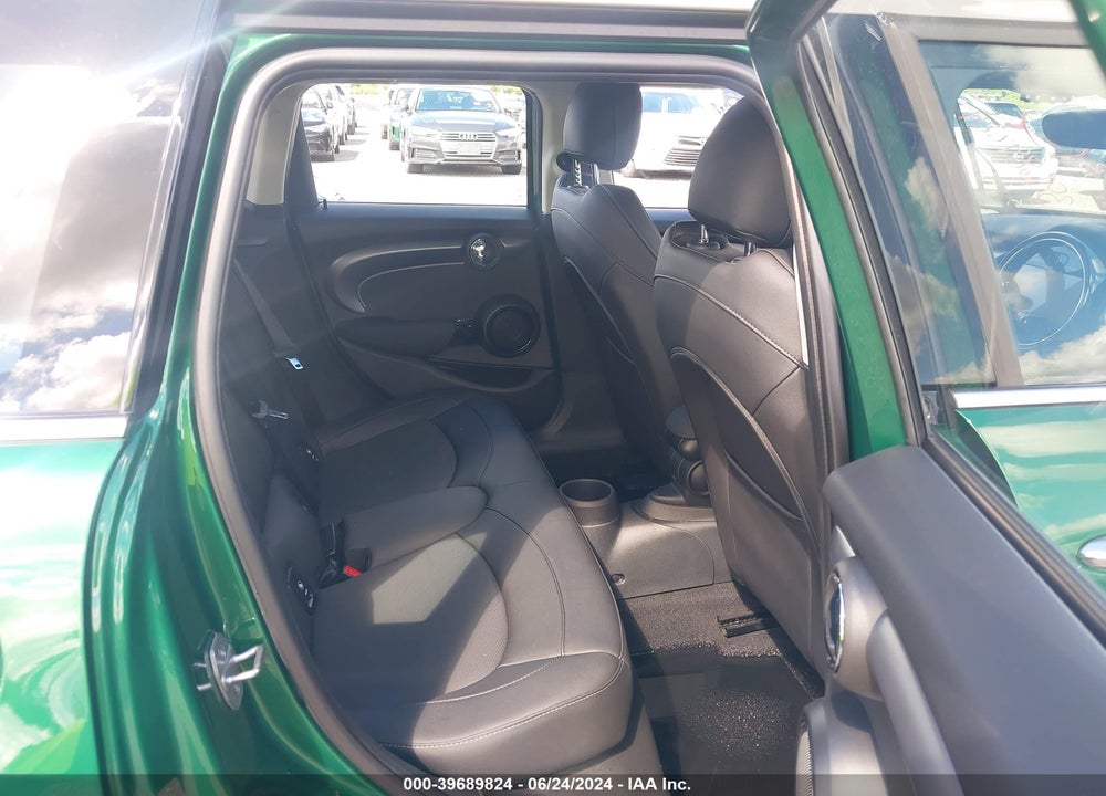 2024 MINI HARDTOP COOPER S VIN: WMW53DK07R2U48624