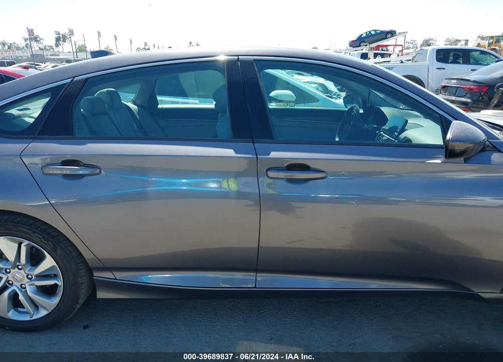 2018 HONDA ACCORD LX VIN: 1HGCV1F17JA100615