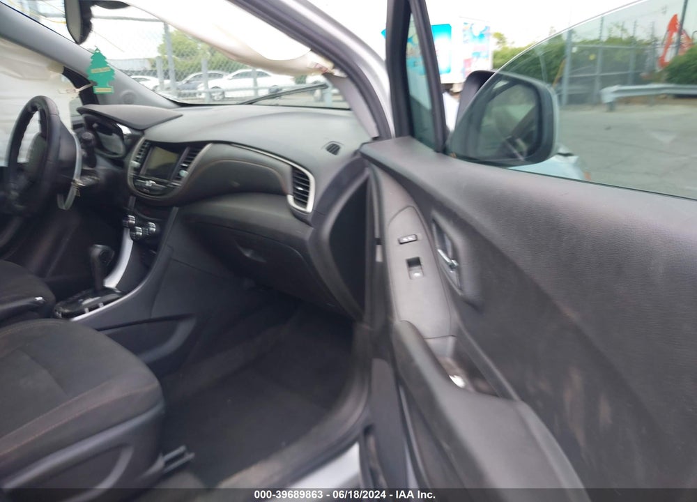 2019 CHEVROLET TRAX VIN: 3GNCJKSB4KL338969