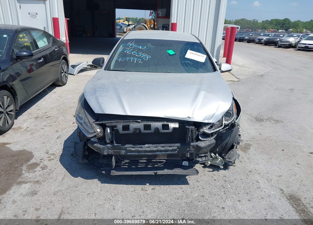 2018 HYUNDAI SONATA SE VIN: 5NPE24AF0JH698902