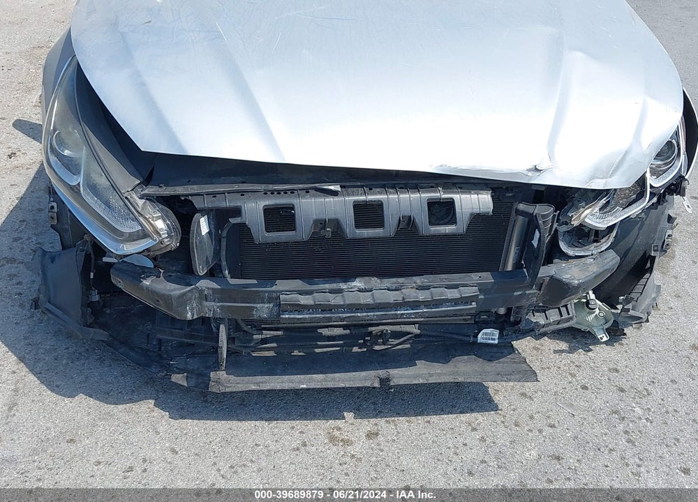 2018 HYUNDAI SONATA SE VIN: 5NPE24AF0JH698902
