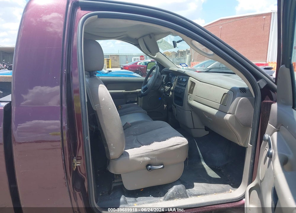 2004 DODGE RAM 1500 ST VIN: 1D7HA16K24J268648