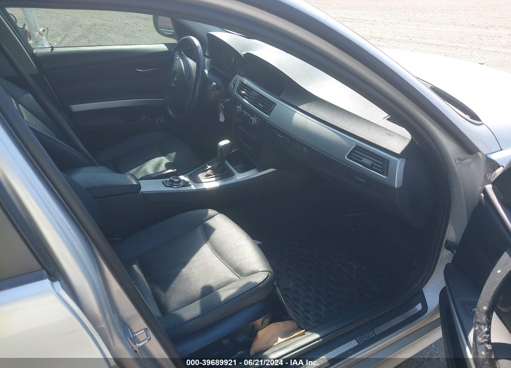 2011 BMW 328I XDRIVE VIN: WBAPK5C56BA656811