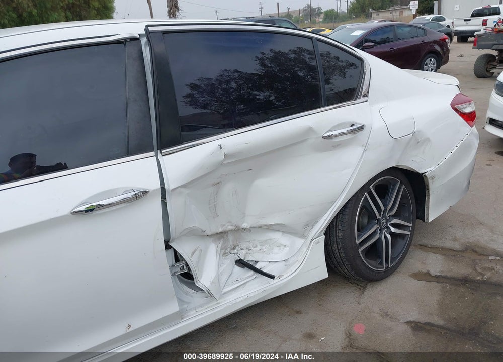 2017 HONDA ACCORD SPORT SE VIN: 1HGCR2F10HA006855